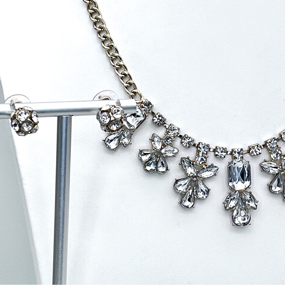 Sparkling Floral Rhinestone+Gold Statement Necklace & Rhinestone Ball Earrings - Picture 4 of 5